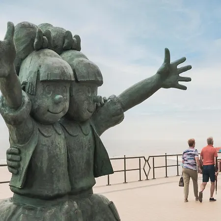 On Seafront With Frontal Sea View Middelkerke
