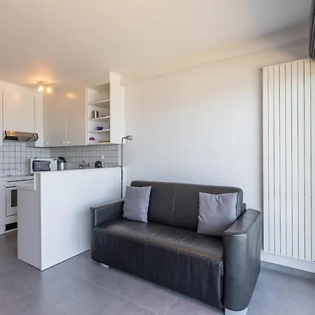 Apartman Charming On The Seafront With Sea View