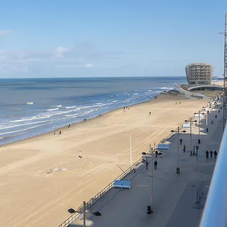 Charming On The Seafront With Sea View Middelkerke
